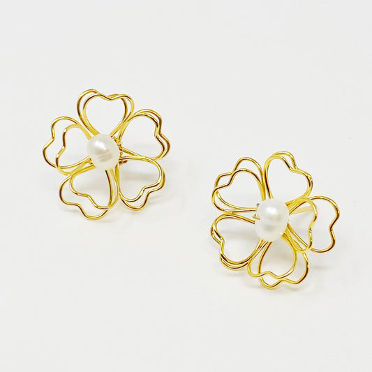 Heart Petals & Freshwater Pearl Studs
