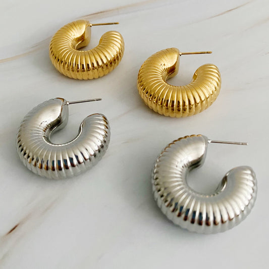 Chunky Ribbed Hoops