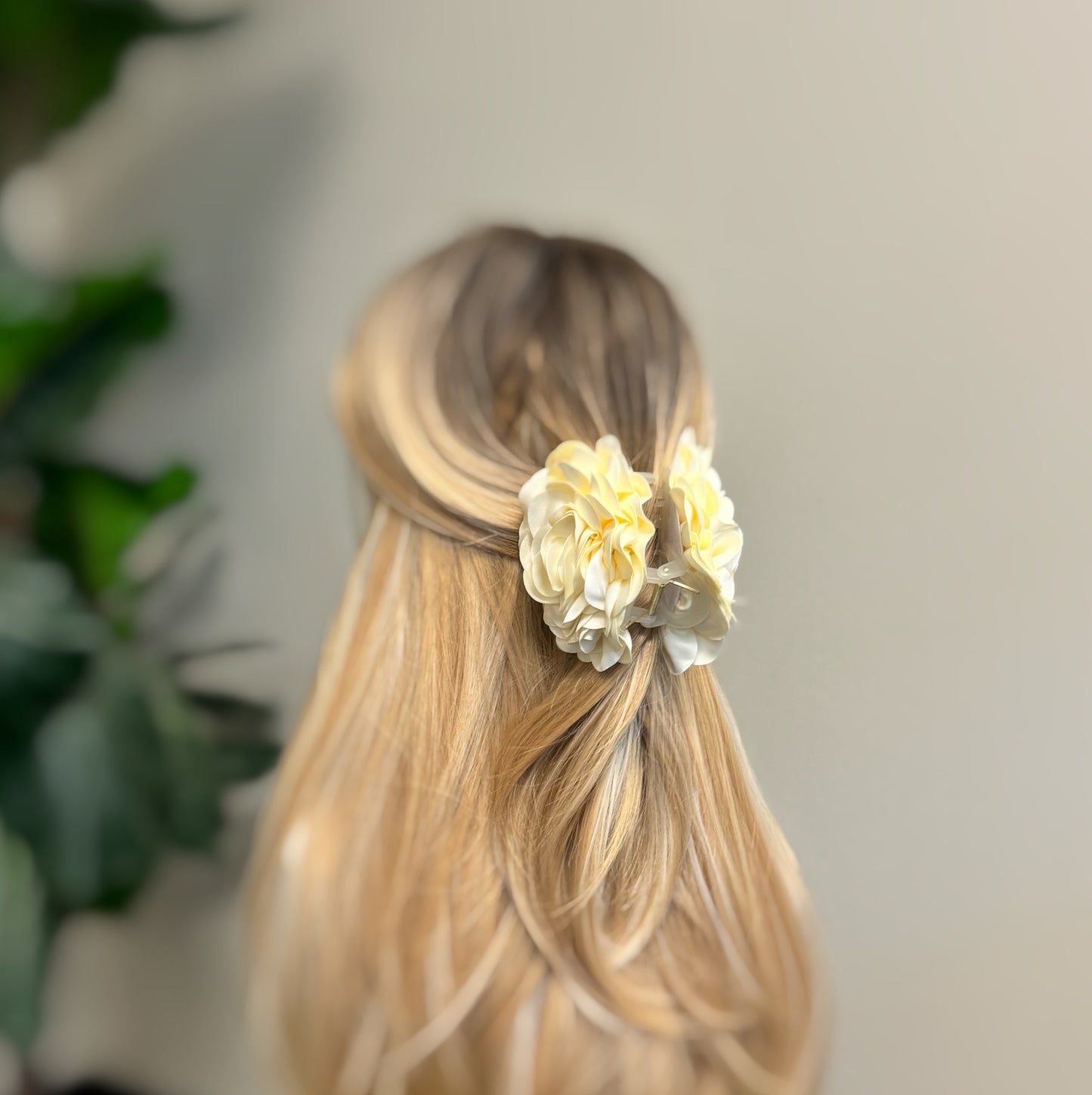 Blooming Jewel-Tone Claw Clip