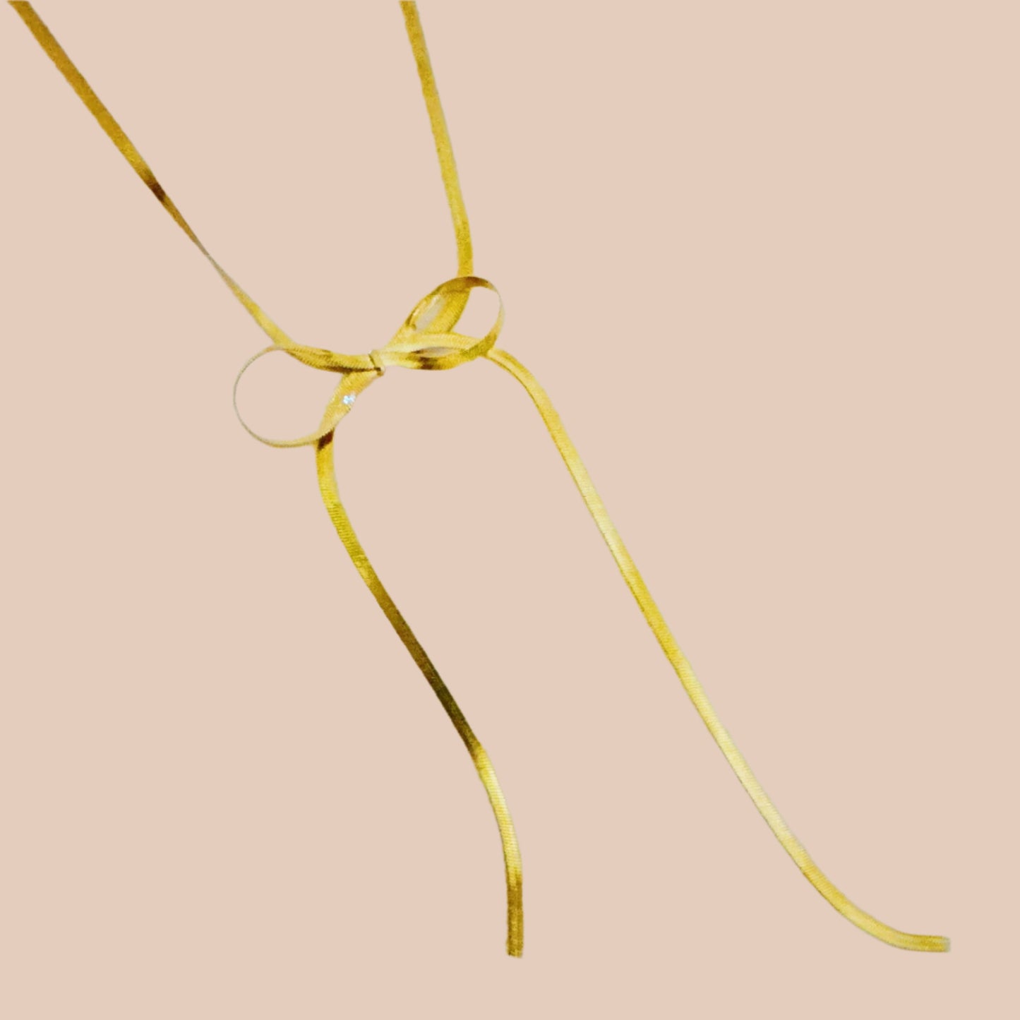 Long Bow Chain Necklace