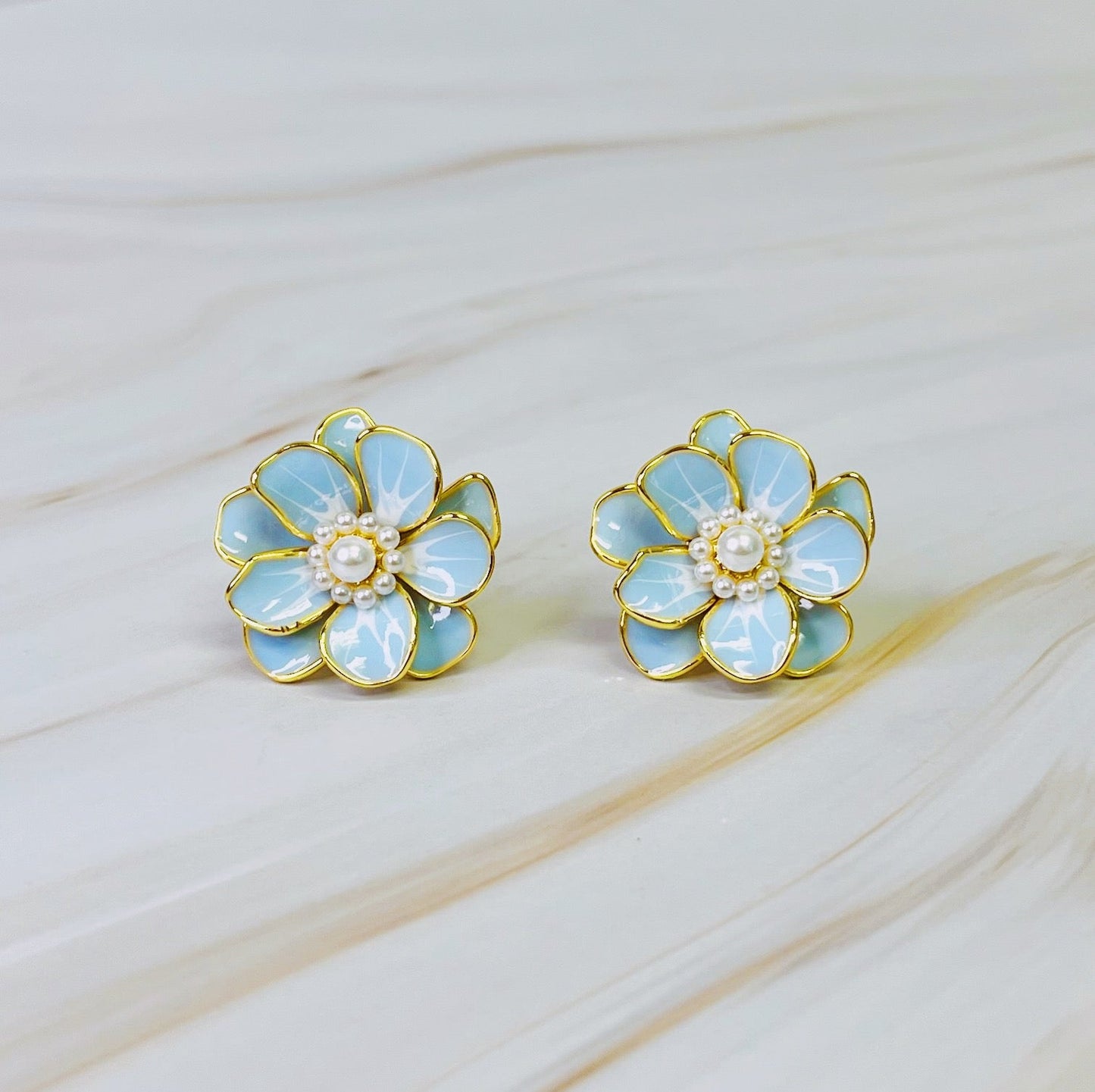 Bloomed Pastel Studs