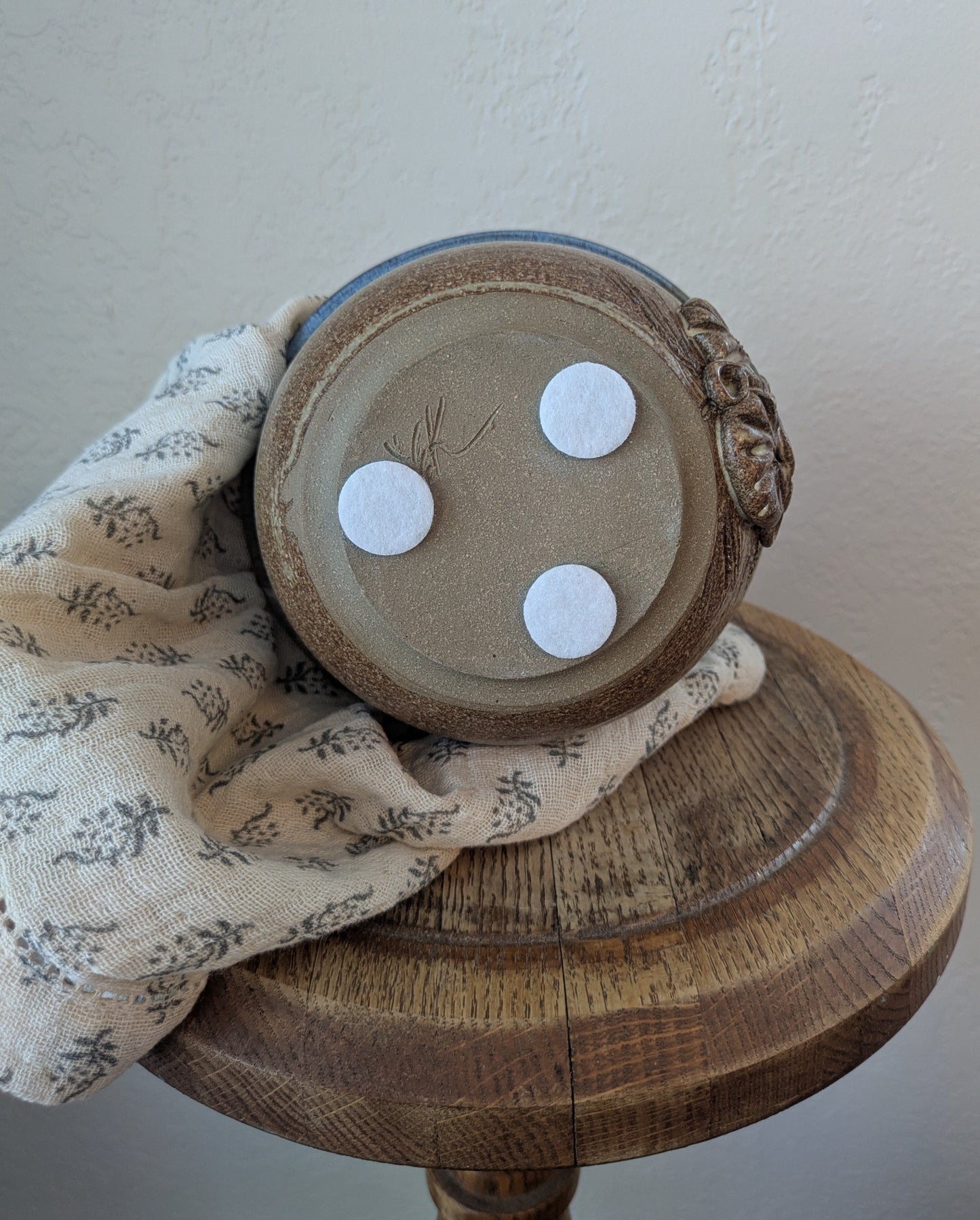 Ceramic Flower Detail Bowl