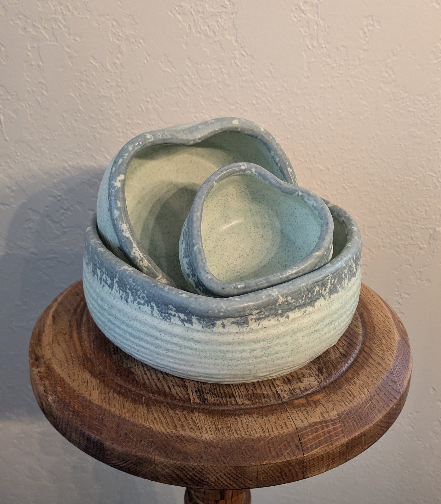 Set of 3 Ceramic Heart Bowls