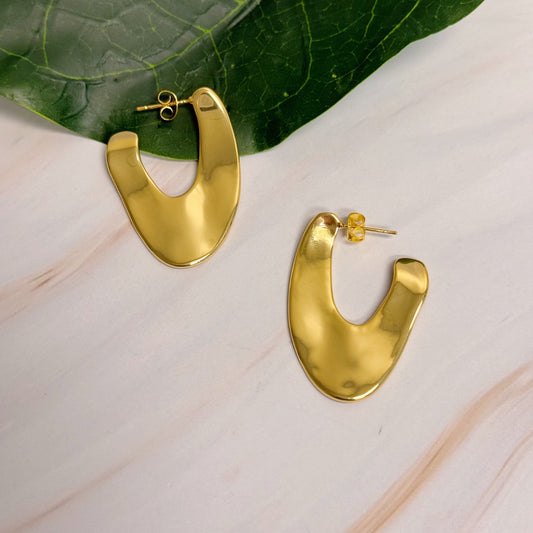 Wave Golden Hoops