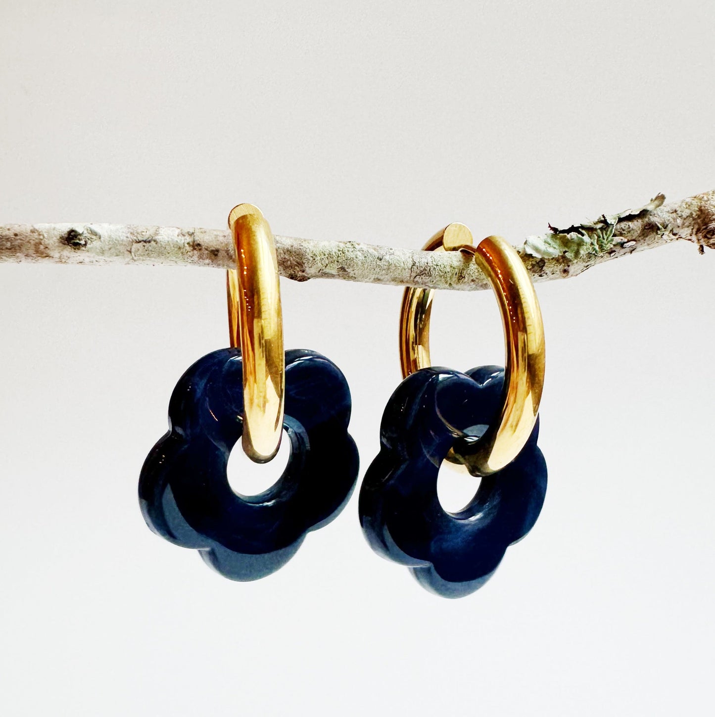 Daisy Loop Hoops