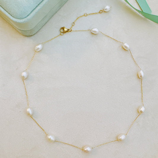 Dainty Freshwater Pearl Necklace