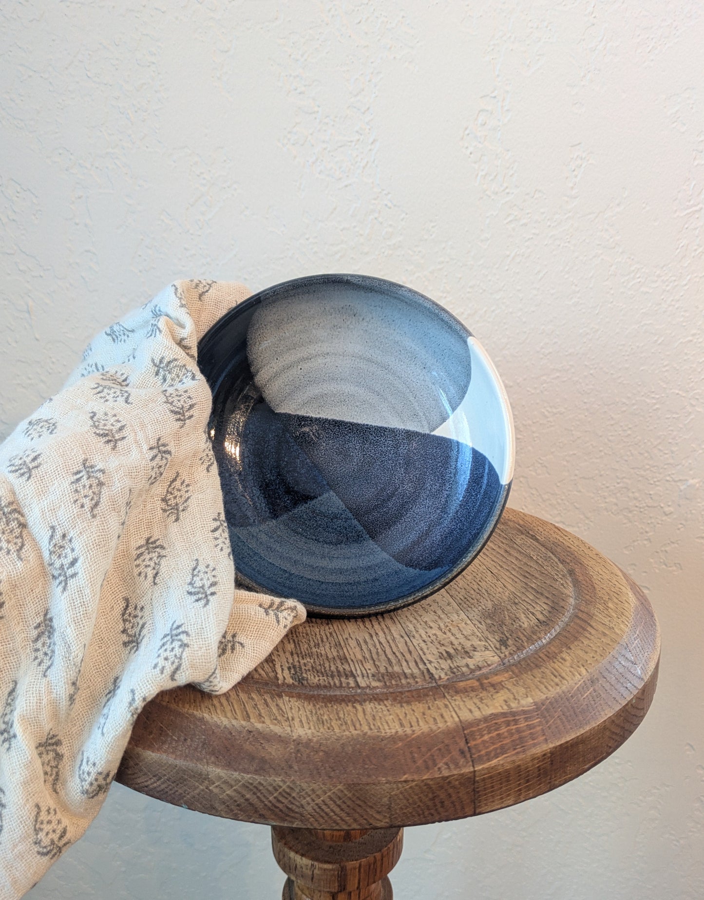 Navy Overlap Ceramic Soup Bowl