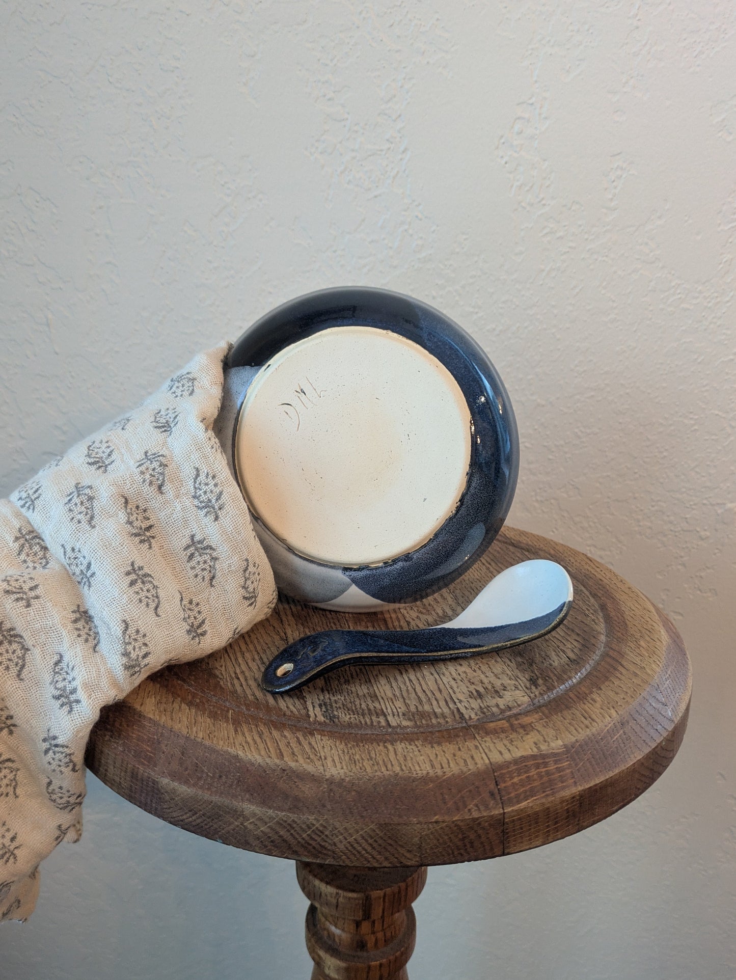 Navy Overlap Ceramic Soup Bowl