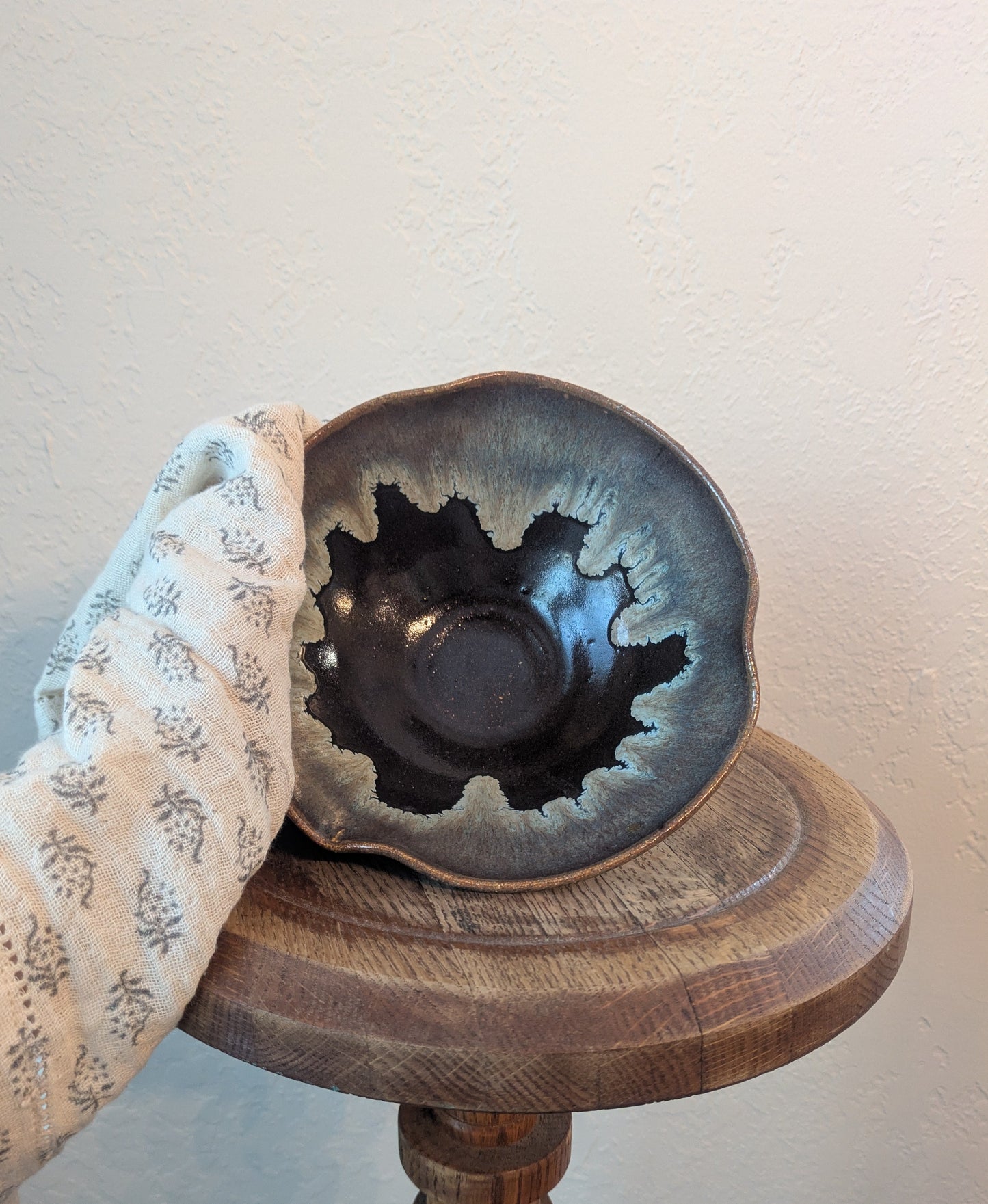 Ceramic Flare Gray and Brown Bowl