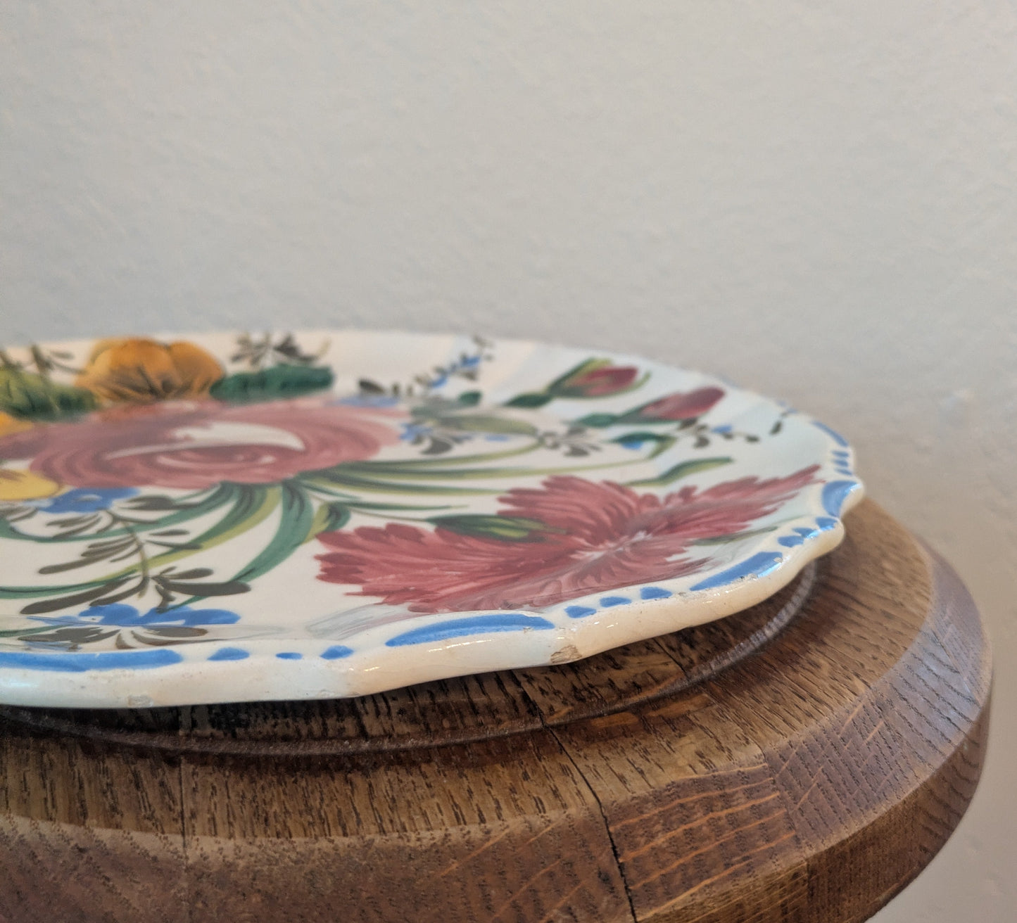 Italian Nove Rose Ceramic Plate