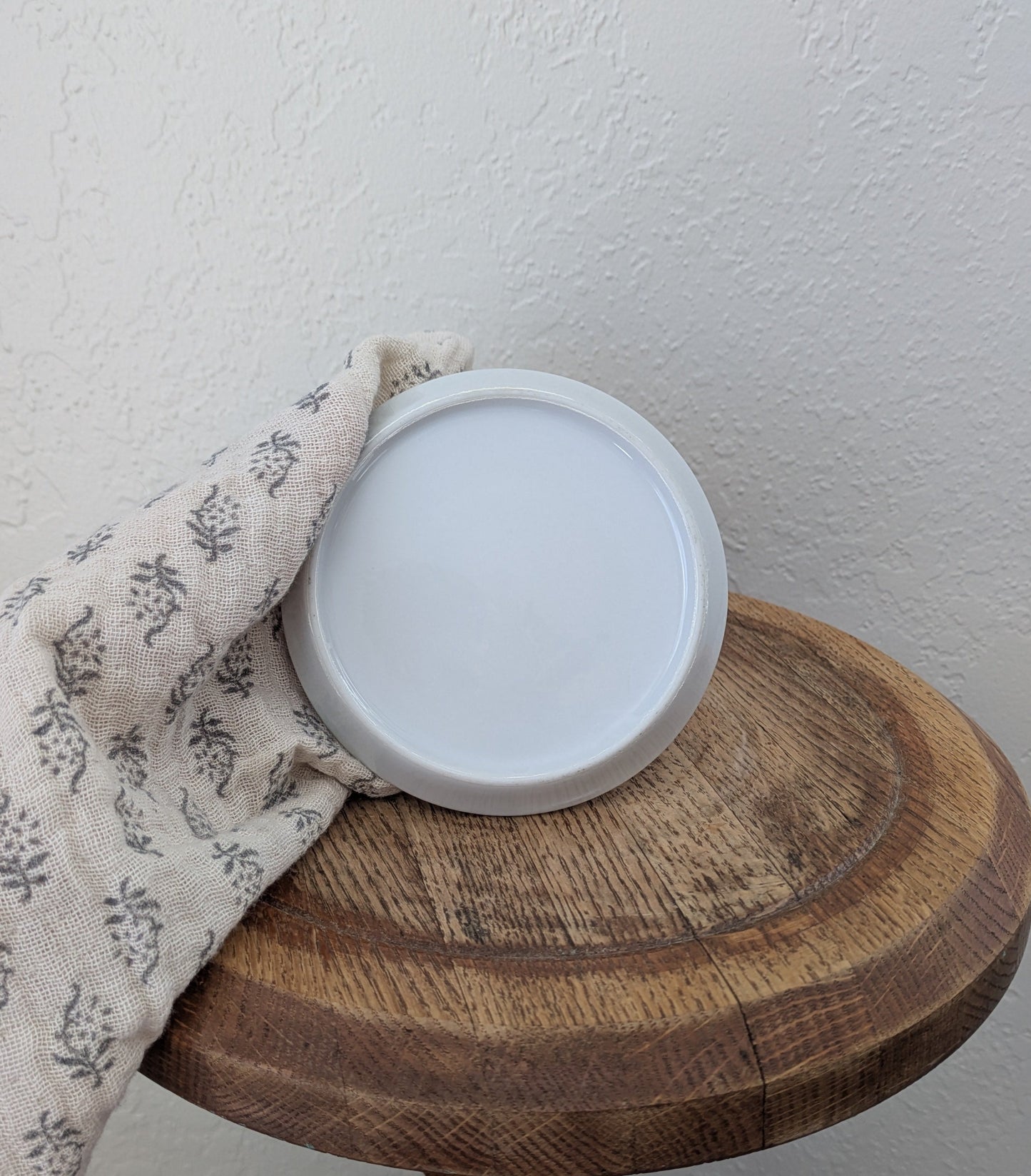 Gold Trim Saucers - Set of 4